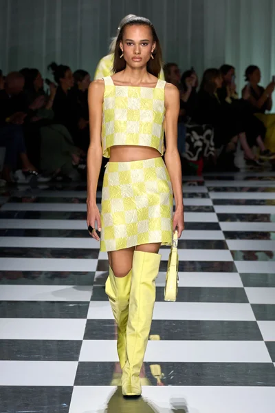 Look 41